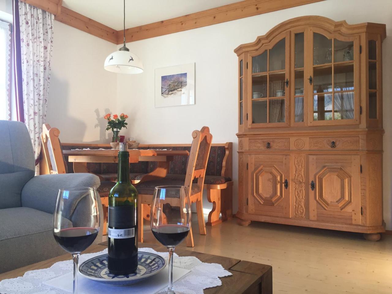 Haus Am Wiesbach Reit im Winkl Esterno foto